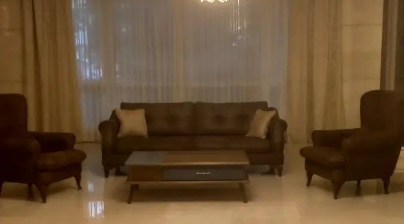 آپارتمان 170 متری سه خوابه در نیاوران تهران