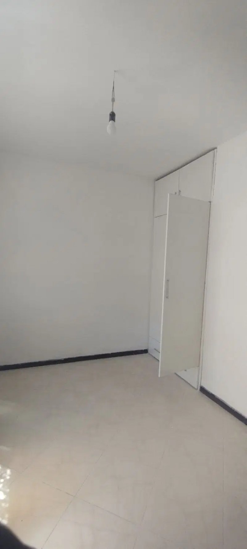 آپارتمان 83 متری دو خوابه در فاز 2 پرند15388846955