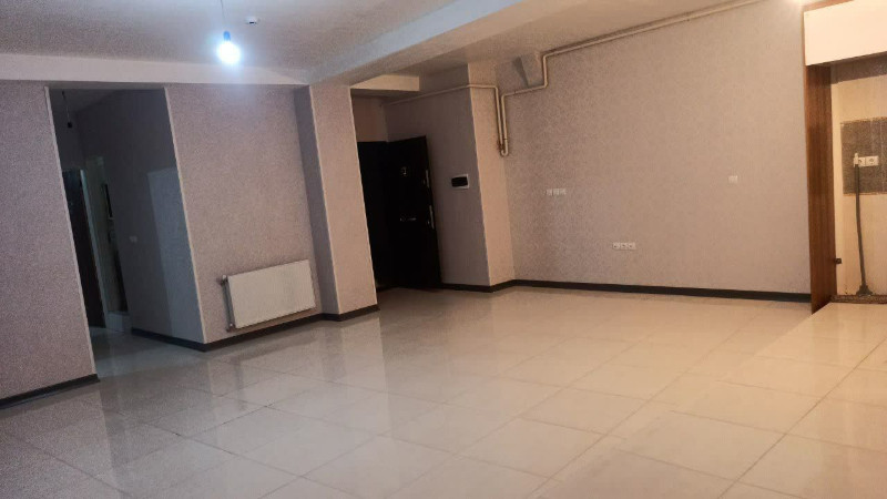 آپارتمان 108 متری دو خوابه در میدان جهاد ملایر124554471
