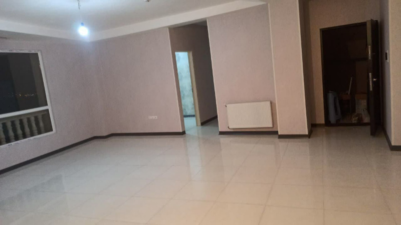 آپارتمان 108 متری دو خوابه در میدان جهاد ملایر124554472