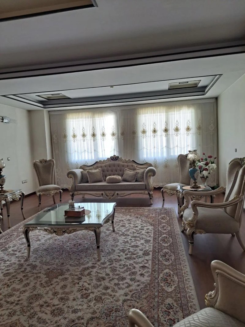 آپارتمان 160 متری سه خوابه در حشمتیه تهران15417847250