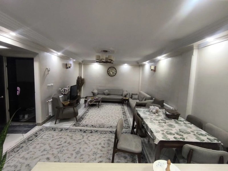 آپارتمان 81 متری دو خوابه در حشمتیه تهران15418747262