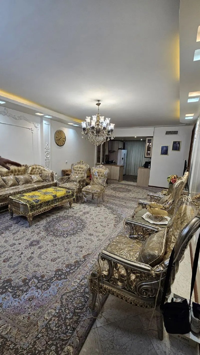 آپارتمان 91 متری دو خوابه در پرستار تهران