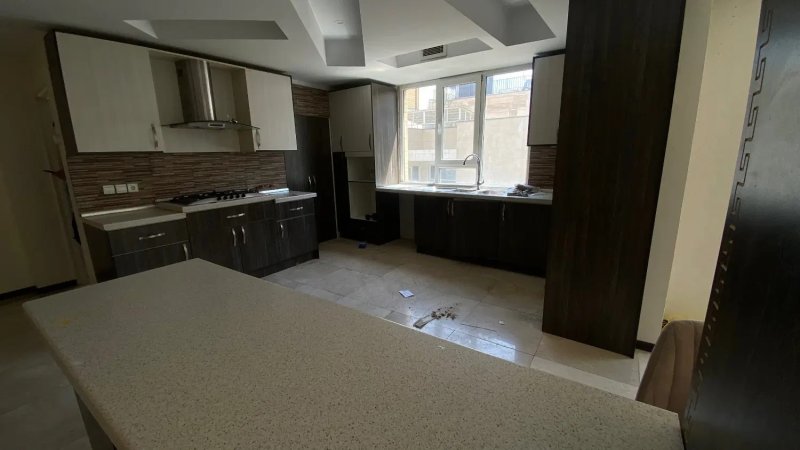 آپارتمان 220 متری سه خوابه در سعادت آباد تهران15439047552