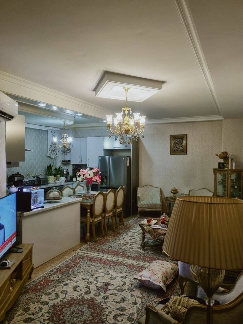 آپارتمان 68 متری دو خوابه در شادآباد تهران15471847929