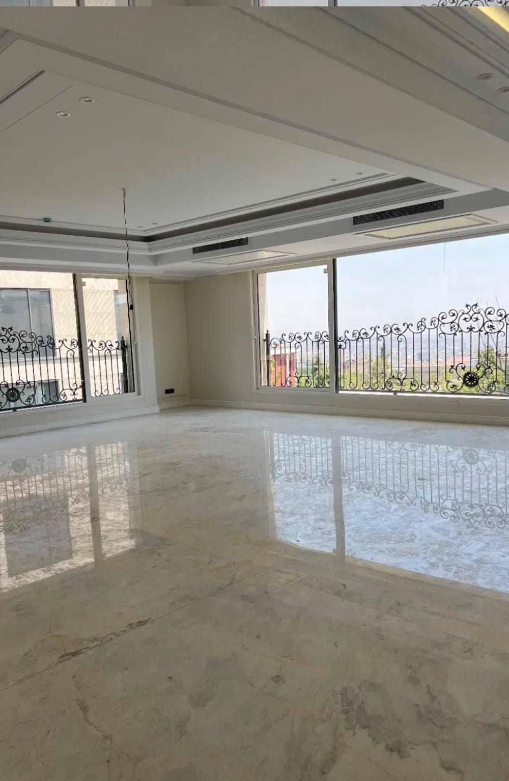 آپارتمان 210 متری سه خوابه در گوهردشت کرج