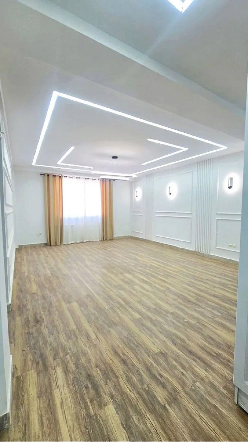 آپارتمان 95 متری سه خوابه در فاز 2 پرند15485648043