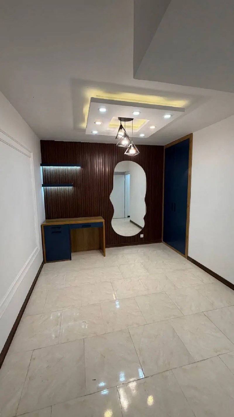 آپارتمان 80 متری دو خوابه در فاز 2 پرند15486048056