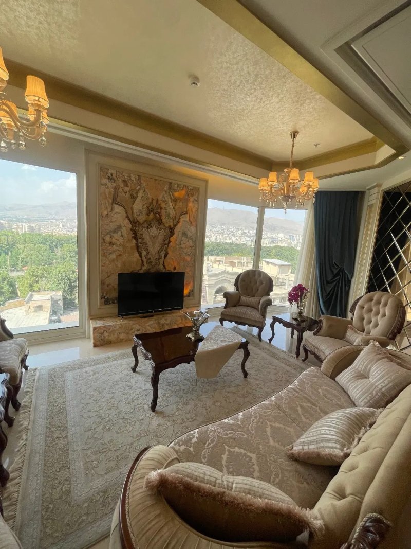 آپارتمان 218 متری سه خوابه در جهانشهر کرج15491148104