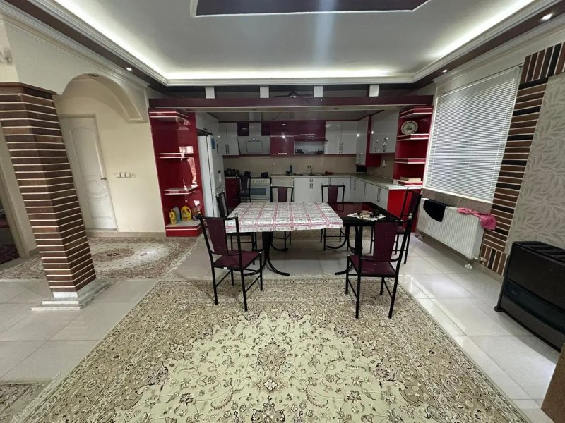 ویلا 1000 متری سه خوابه در چهارباغ کرج15493248115