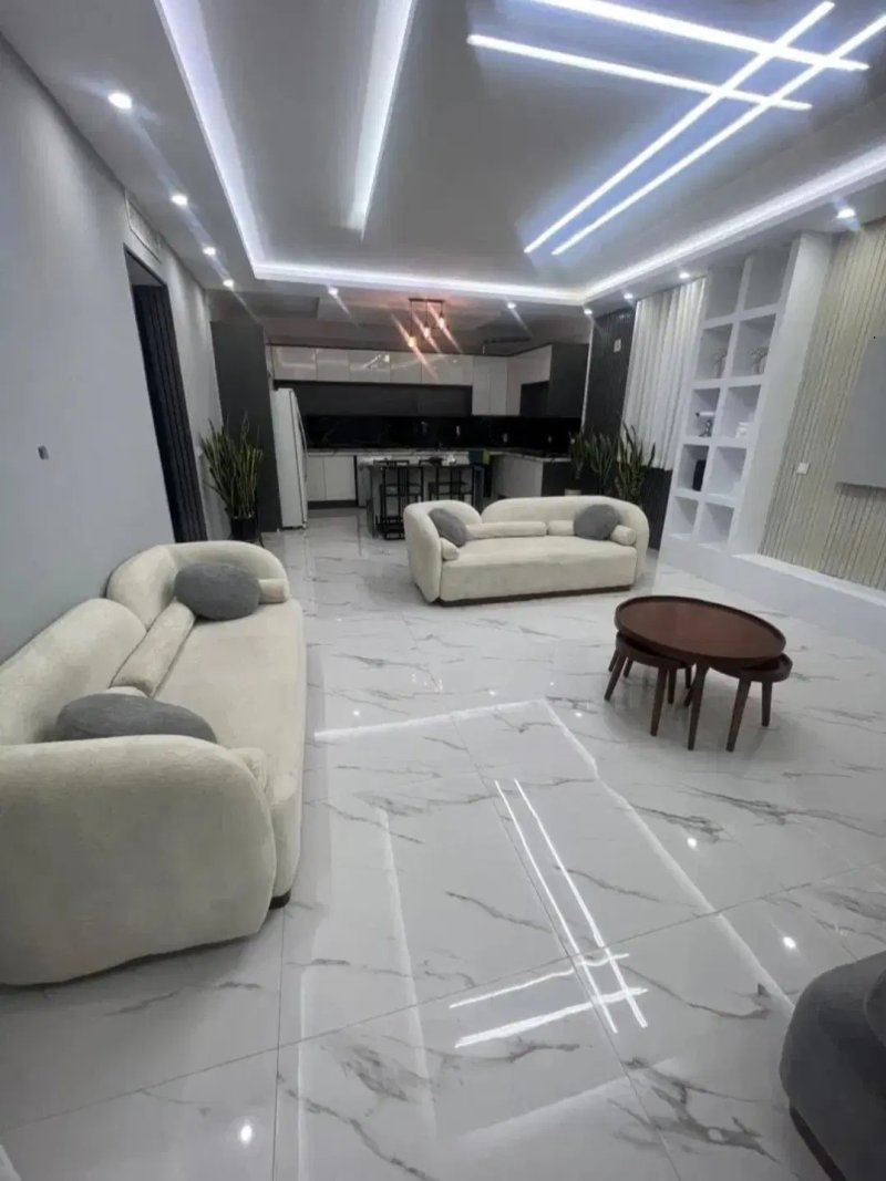 ویلا 300 متری دو خوابه در چهارباغ کرج15498348200