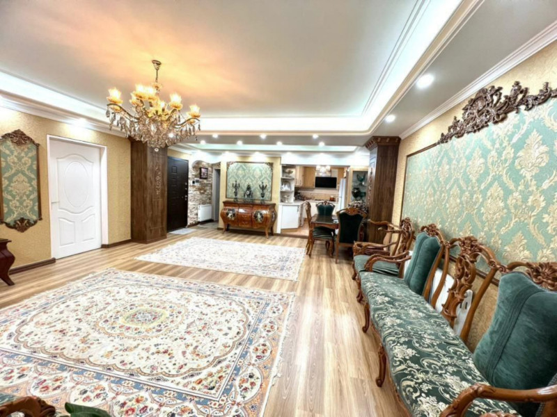 آپارتمان 104 متری دو خوابه در استادان تبریز1267244825