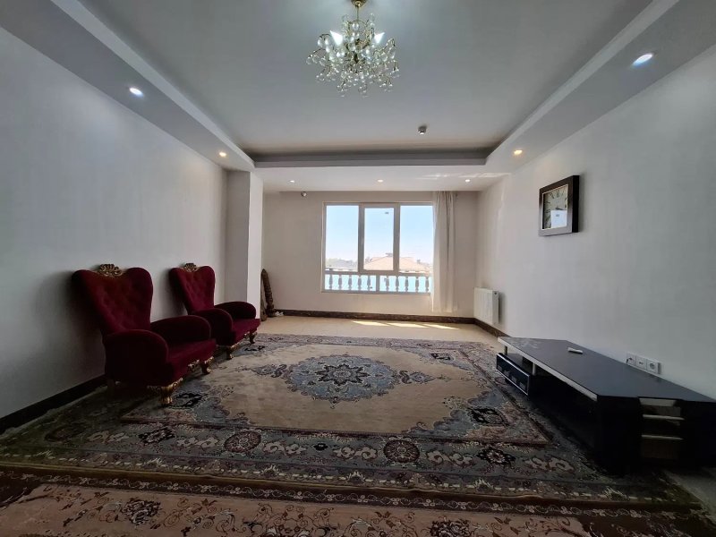 آپارتمان 105 متری دو خوابه در فاز 0 پرند