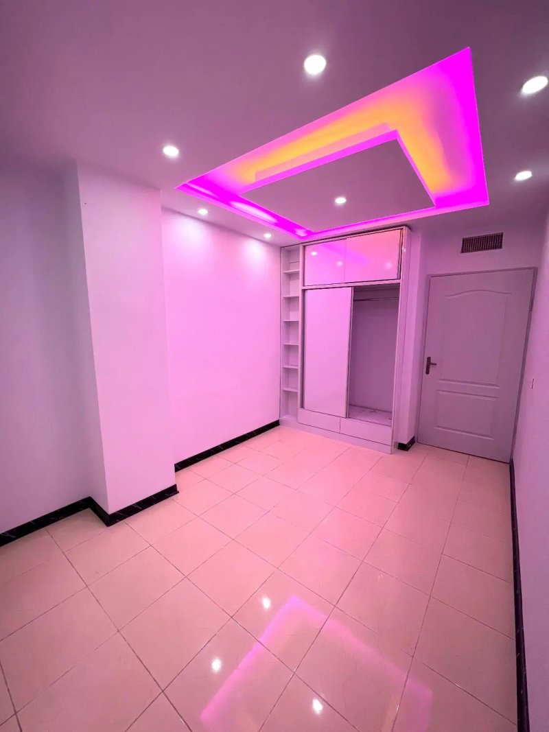 آپارتمان 105 متری دو خوابه در فاز 6 پرند15509648334