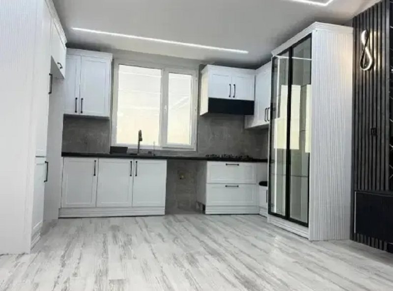 آپارتمان 96 متری دو خوابه در فاز 6 پرند15511148377