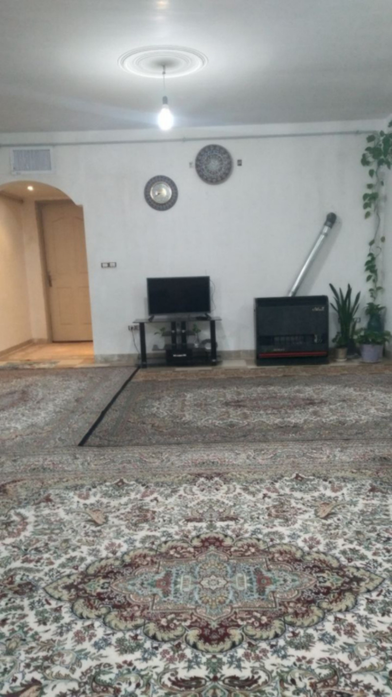 آپارتمان 95 متری دو خوابه در مسکن مهر ملایر1267344842