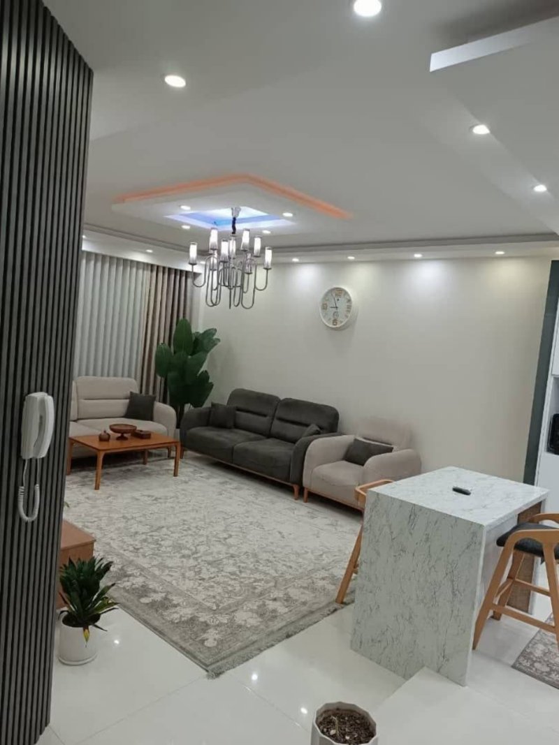 آپارتمان 80 متری دو خوابه در فاز 2 اندیشه15519448433