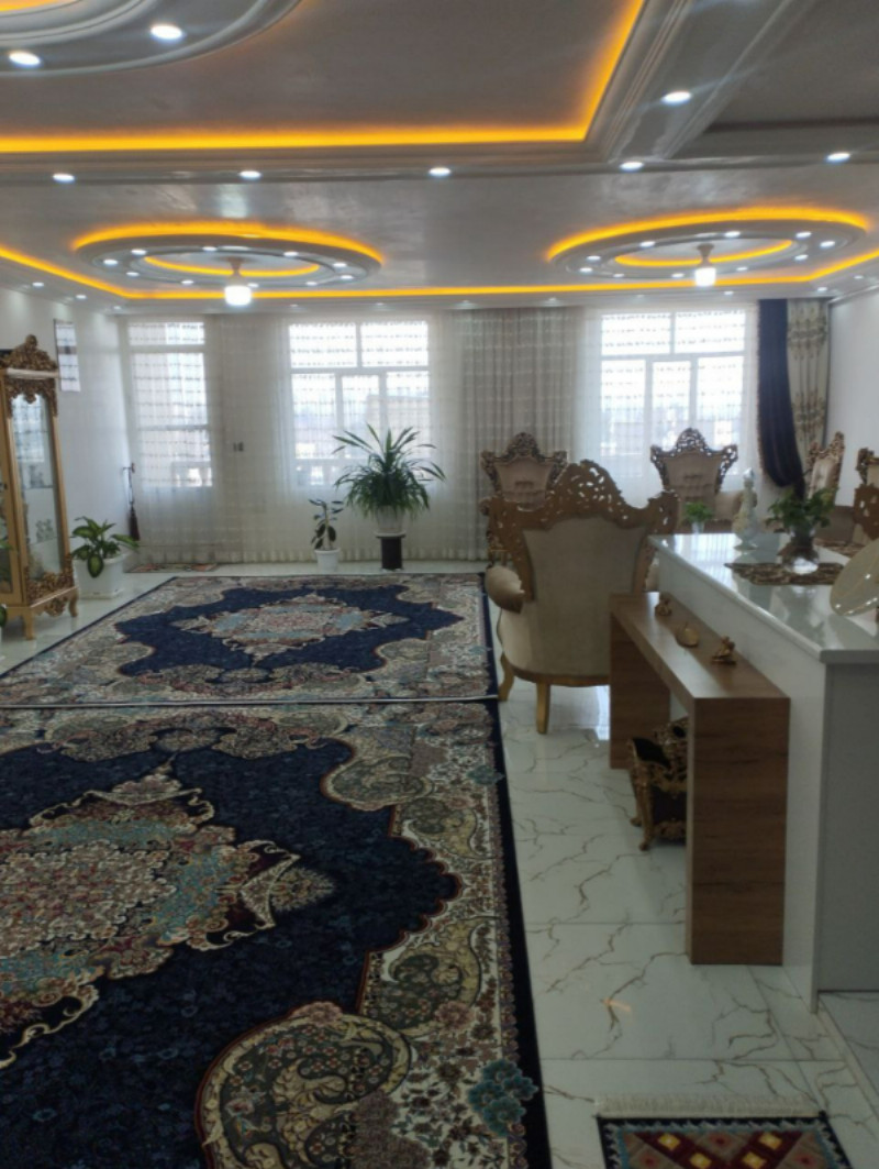 آپارتمان 130 متری یک خوابه در نامیله ملایر1267374856