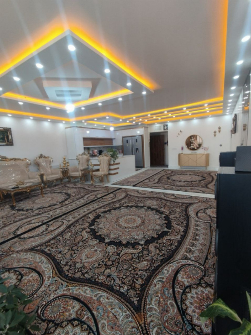 آپارتمان 130 متری یک خوابه در نامیله ملایر1267374860