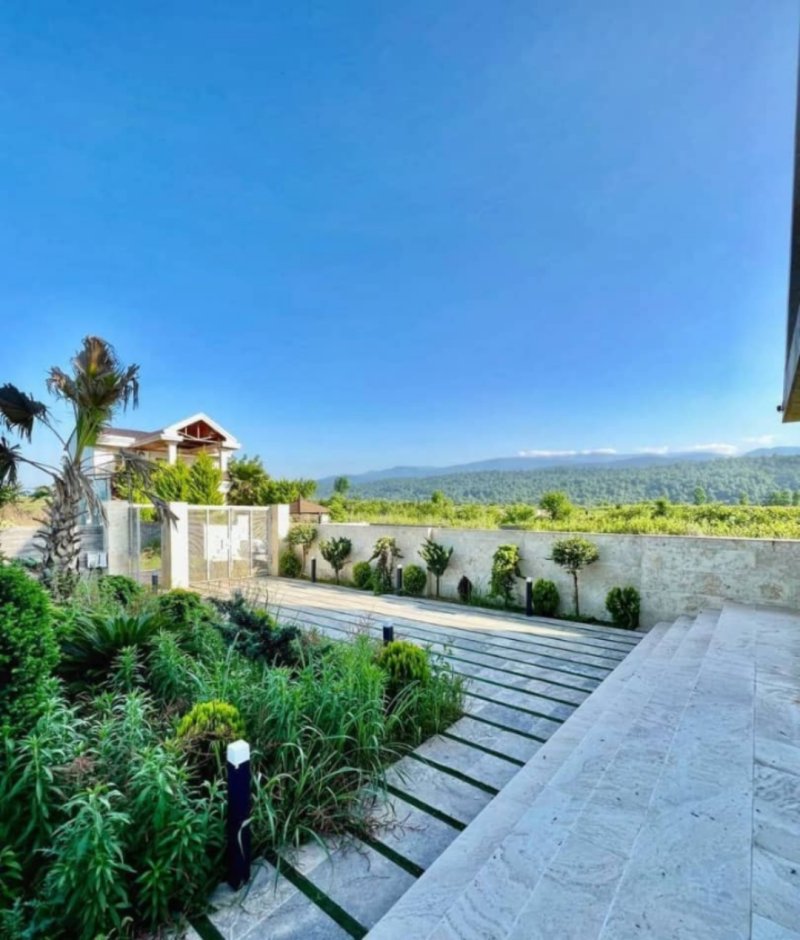 ویلا 350 متری چهارخوابه در کیابسر چمستان15562048799