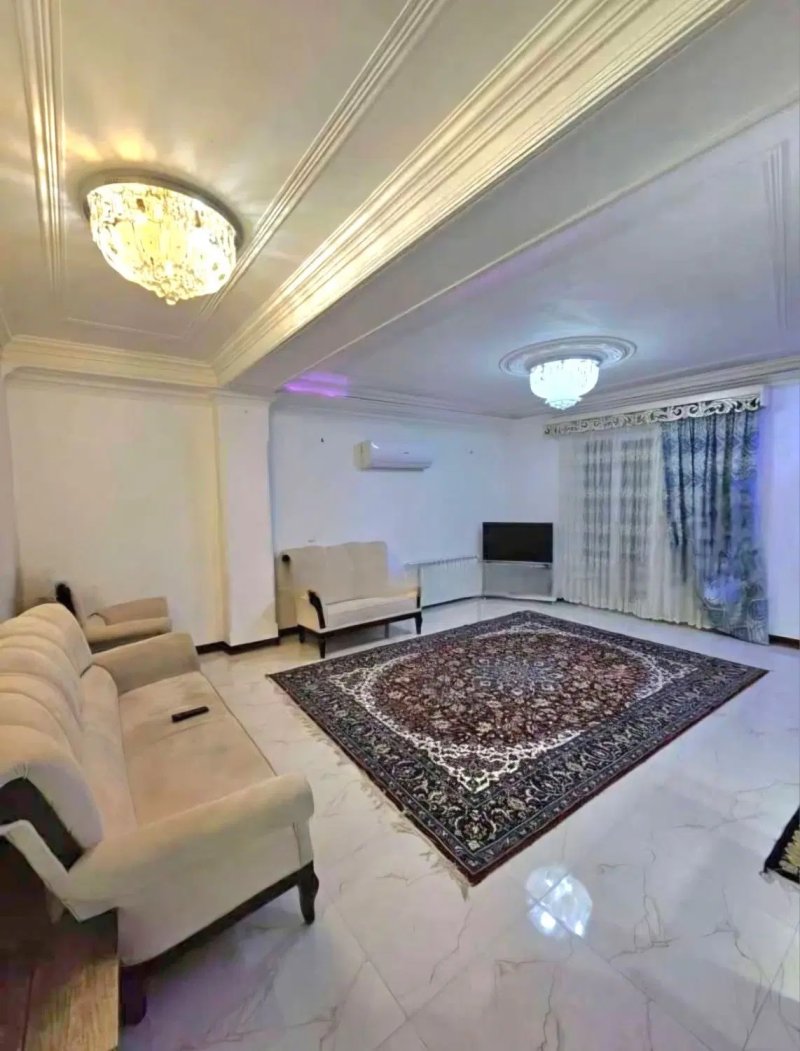 آپارتمان 90 متری دو خوابه در پل هوایی قائم شهر15568648834