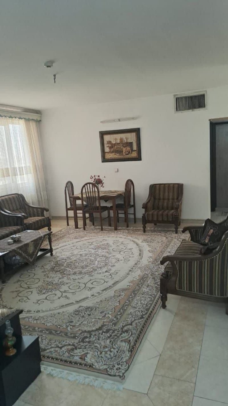 آپارتمان 100 متری دو خوابه در بلوار خلیج فارس یزد15583049035