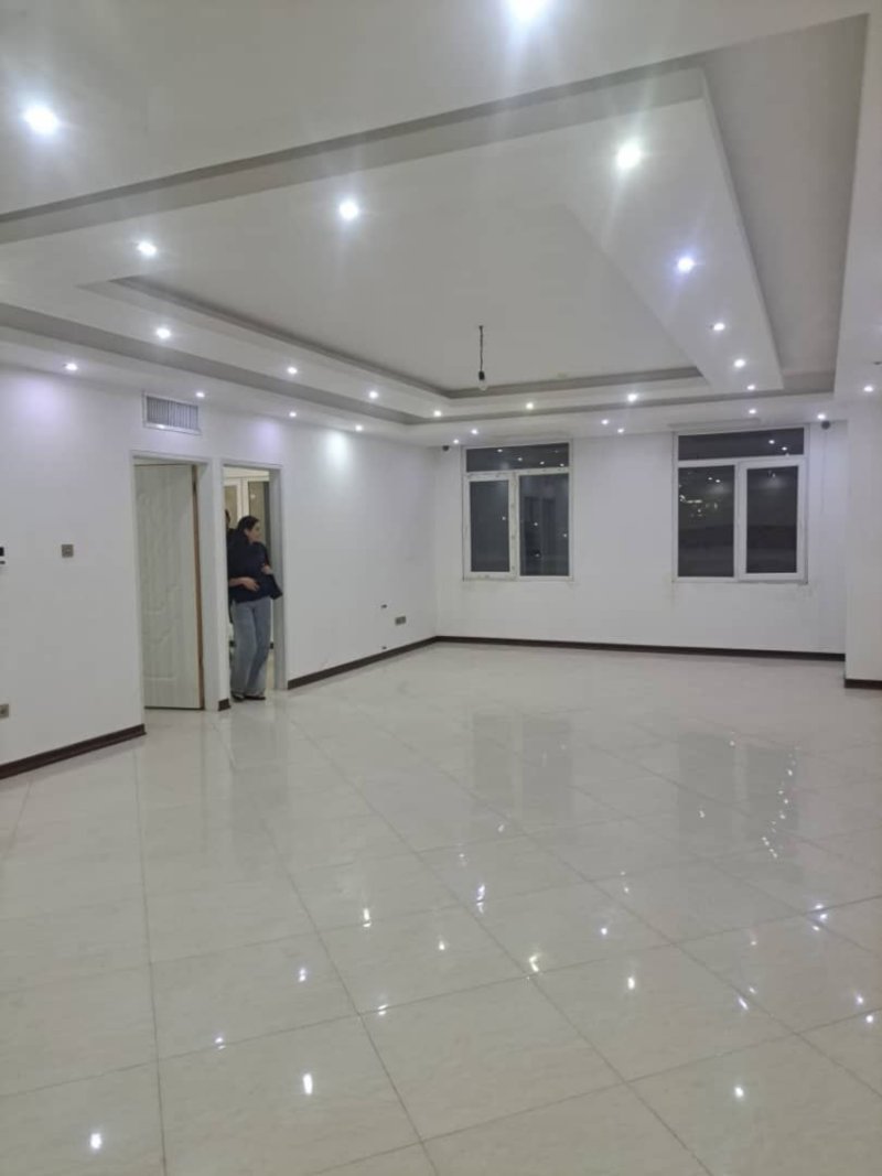 آپارتمان 105 متری دو خوابه در فاز 2 اندیشه
