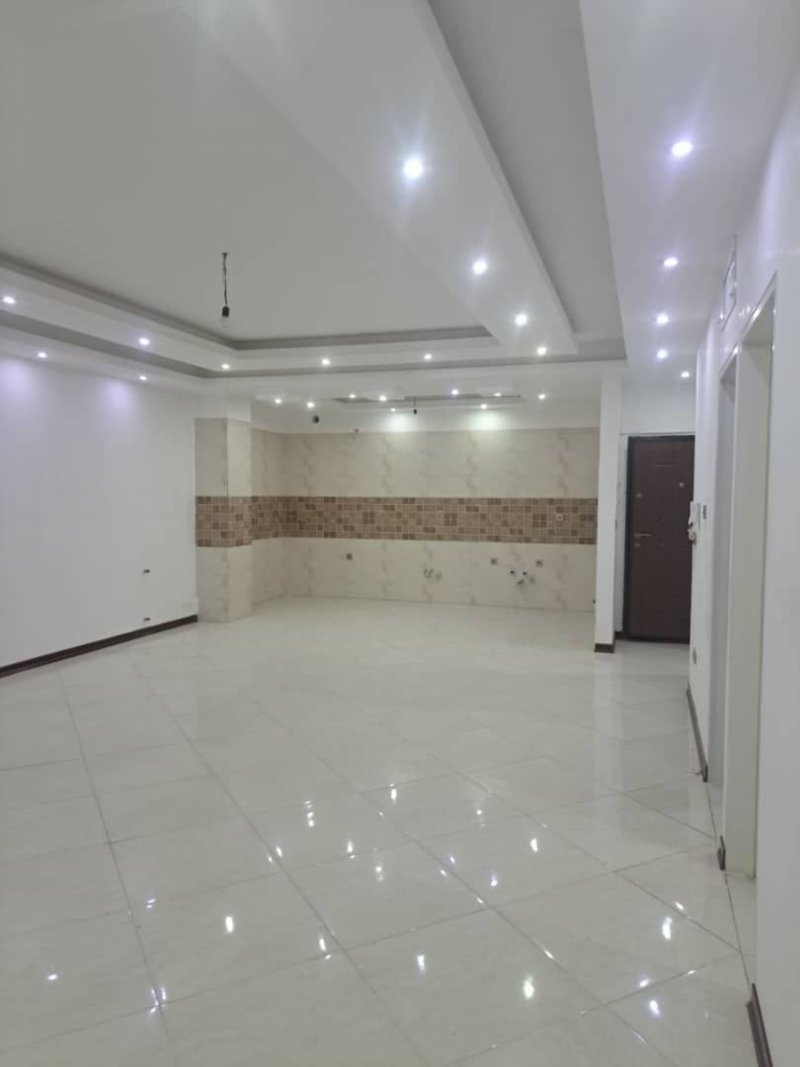 آپارتمان 105 متری دو خوابه در فاز 2 اندیشه15584349065