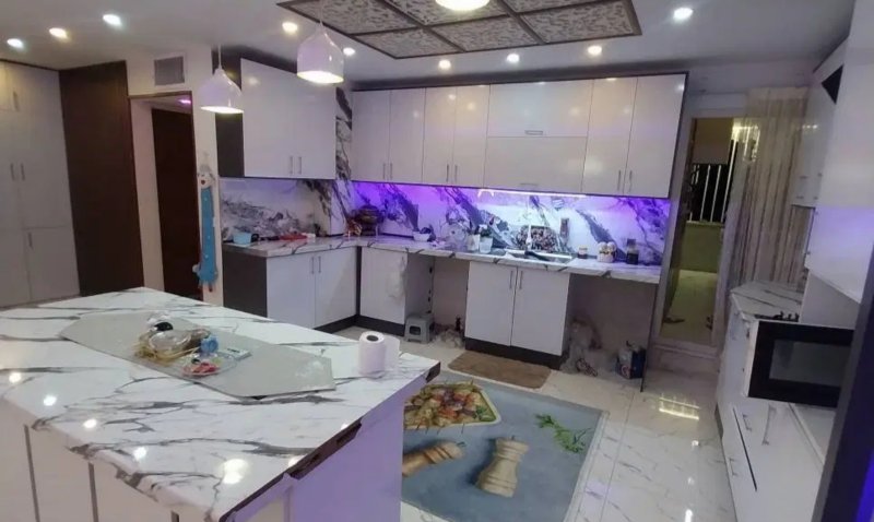 آپارتمان 97 متری دو خوابه در فاز ۸ پردیس15604149210