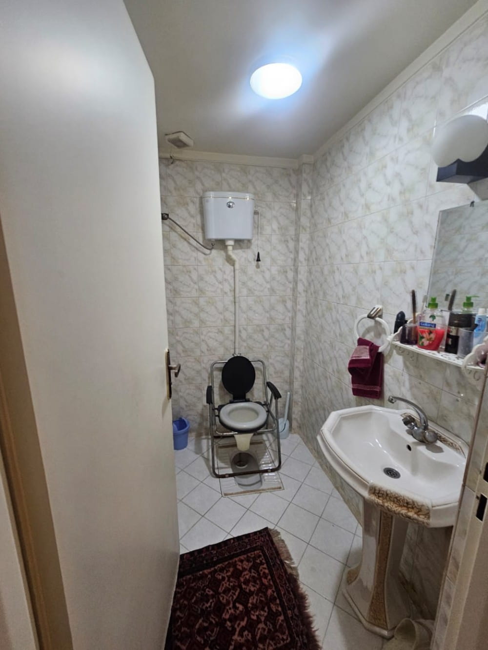 آپارتمان 90 متری دو خوابه در فاطمی تهران15607449274