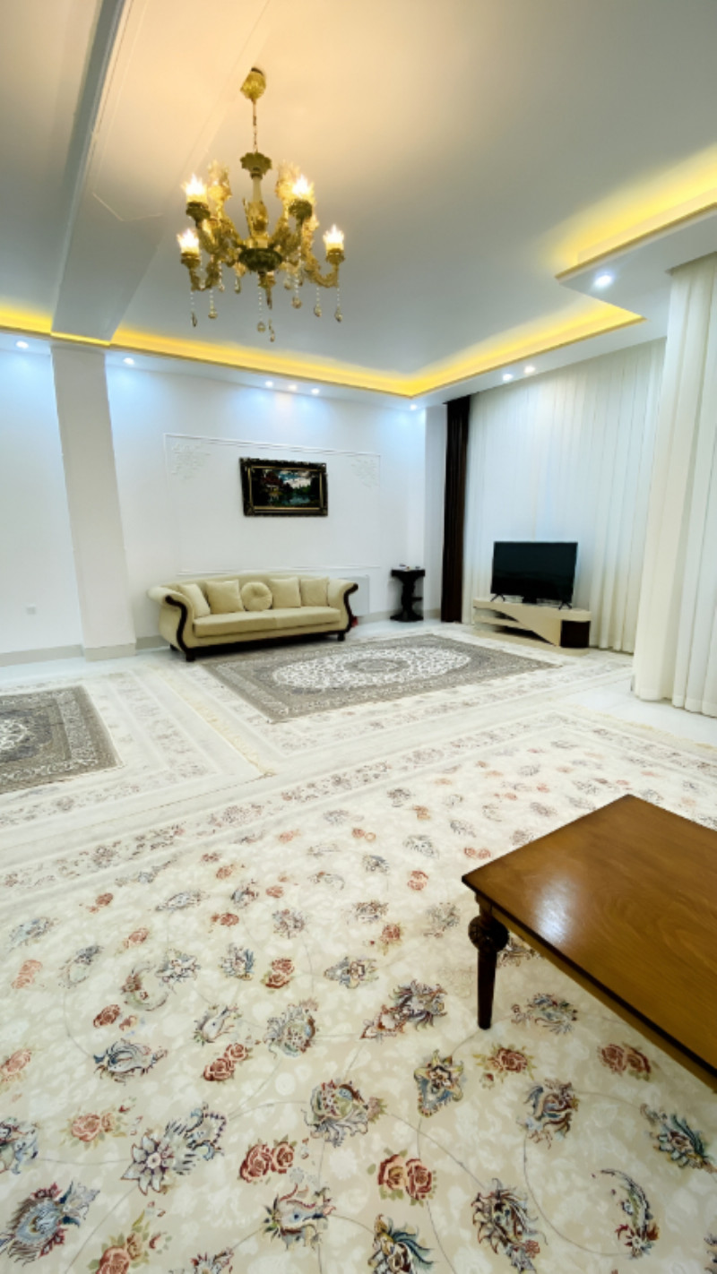 خانه 370 متری سه خوابه در خیابان صحرا یزد124594493