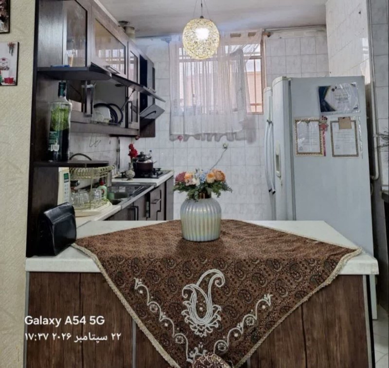 آپارتمان 171 متری دو خوابه در آزادشهر یزد15623649456