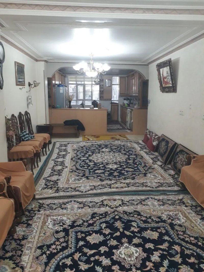 آپارتمان 100 متری دو خوابه در شادآباد تهران15624149472