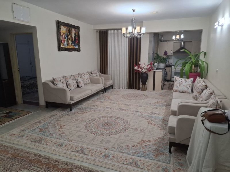 آپارتمان 82 متری دو خوابه در شادآباد تهران