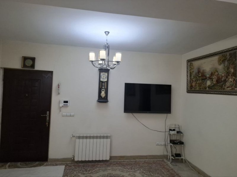 آپارتمان 82 متری دو خوابه در شادآباد تهران15624249478