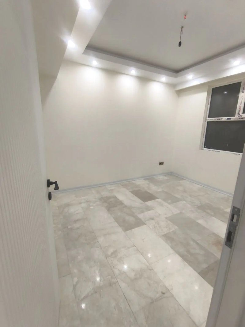 آپارتمان 105 متری دو خوابه در نارمک تهران15643949659