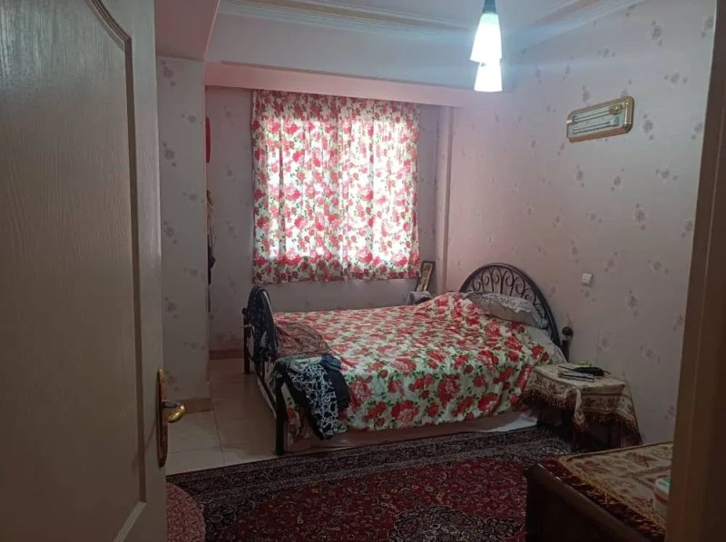 آپارتمان 150 متری سه خوابه در حشمتیه تهران15644149662