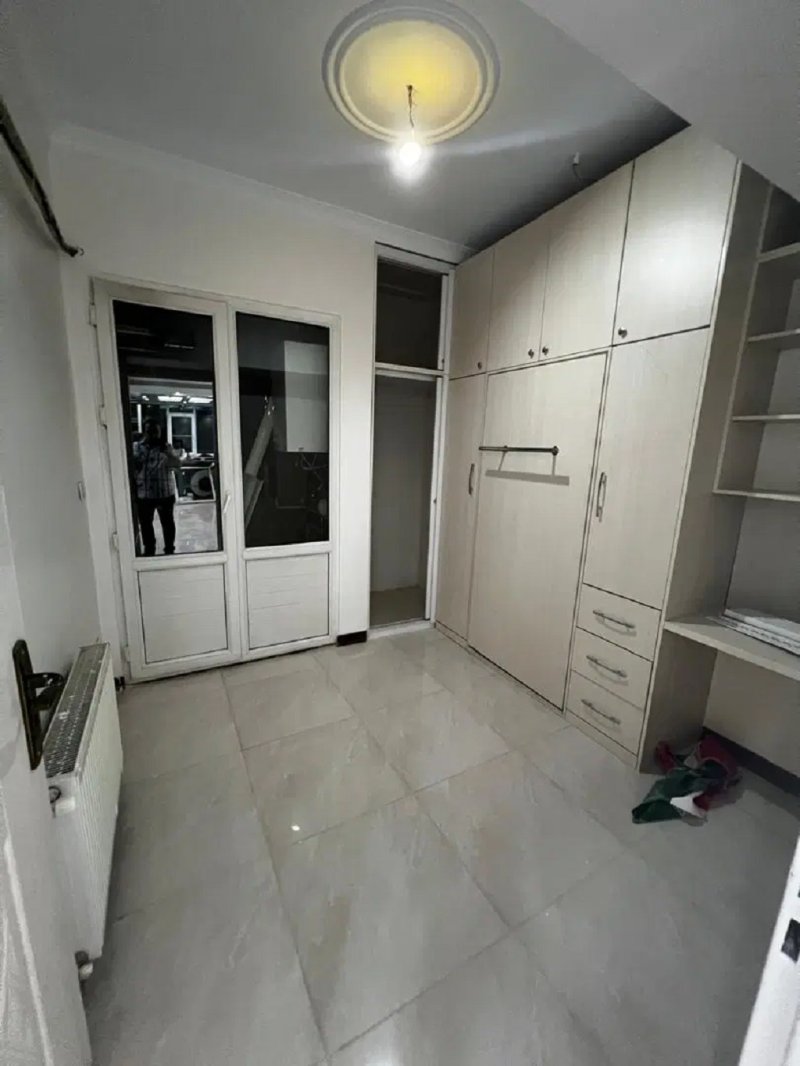 آپارتمان 75 متری دو خوابه در پیروزی تهران15651149734