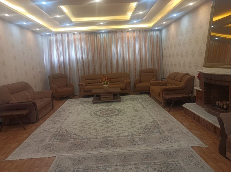 آپارتمان 110 متری دو خوابه در خیابان امام شاهرود