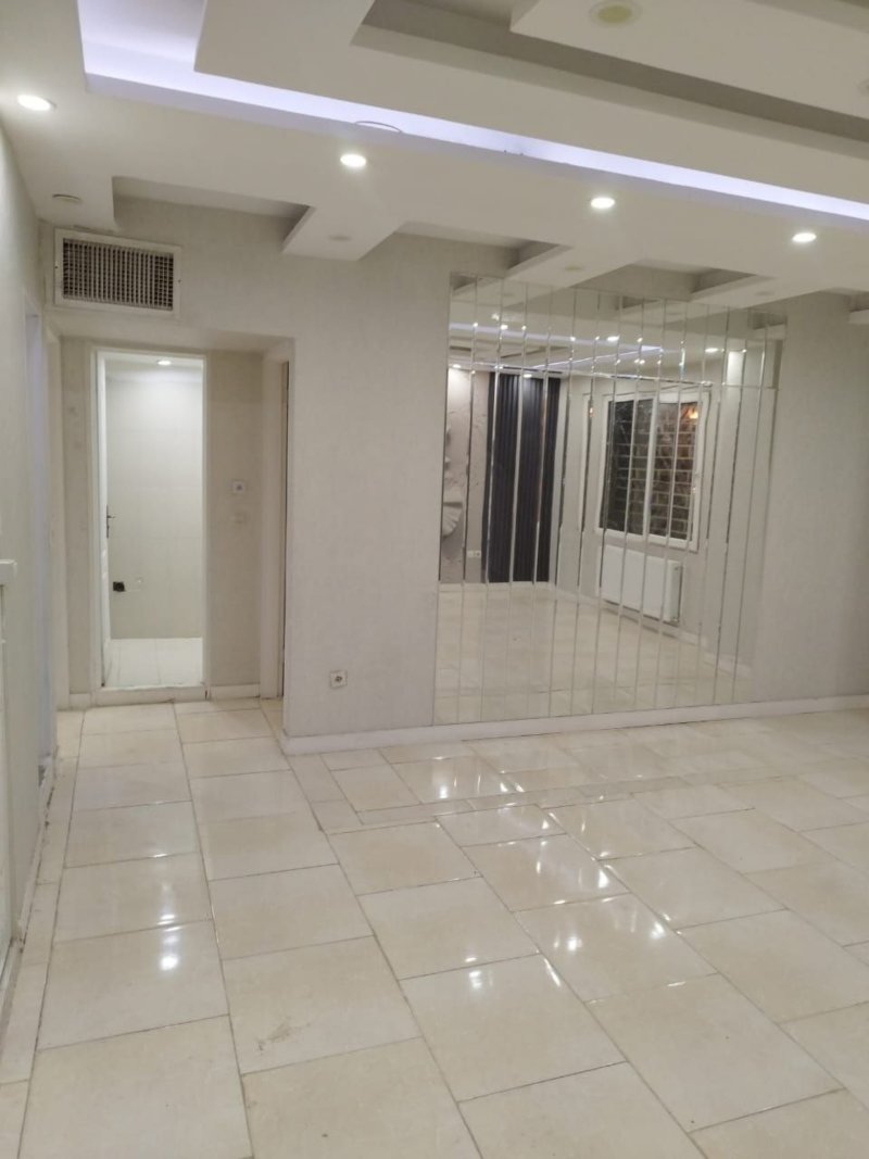 آپارتمان 78 متری دو خوابه در فاز 6 پرند15659849841