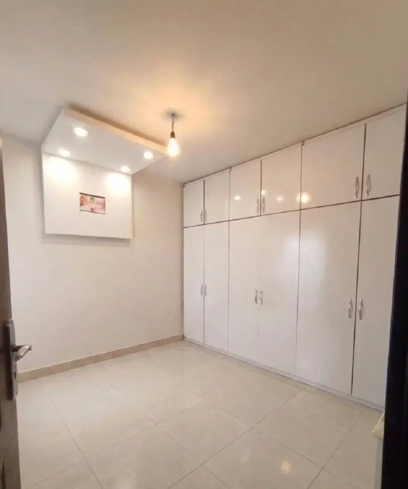 آپارتمان 84 متری دو خوابه در فاز 2 پرند15661449906