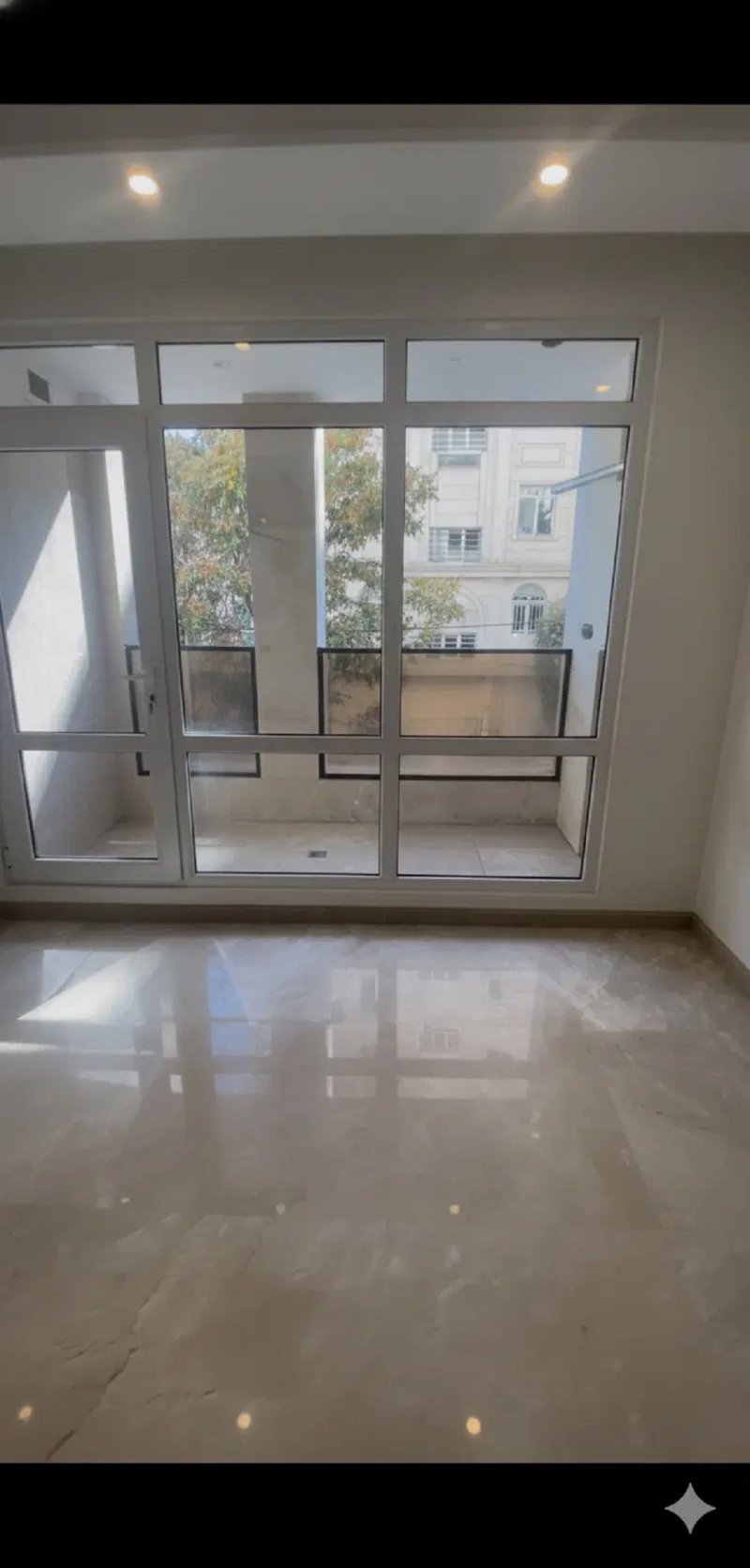 آپارتمان 115 متری دو خوابه در سعادت آباد تهران15668650031