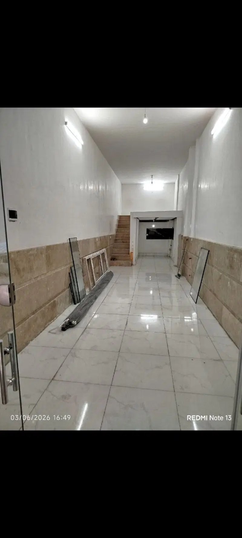 تجاری 47 متری در خیابان نسترن مشهد