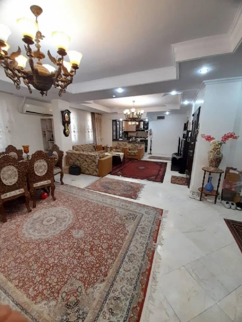 آپارتمان 136 متری دو خوابه در باغ فیض تهران