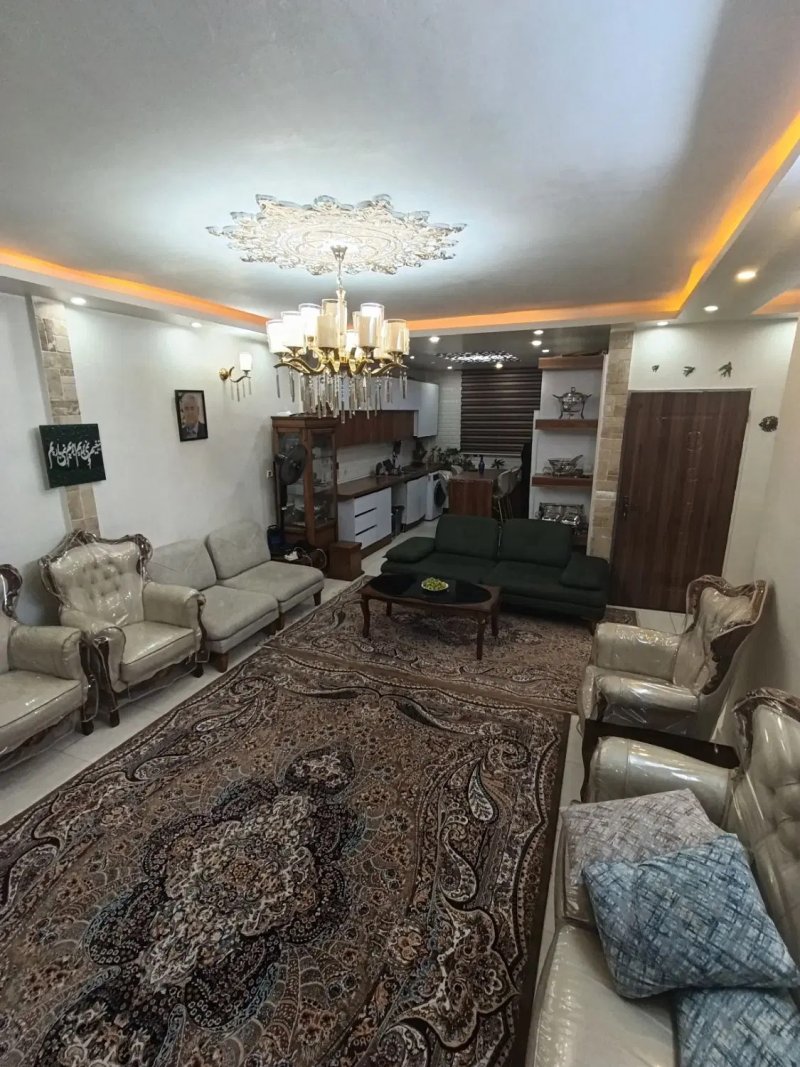 آپارتمان 73 متری دو خوابه در مشیریه تهران15687250221
