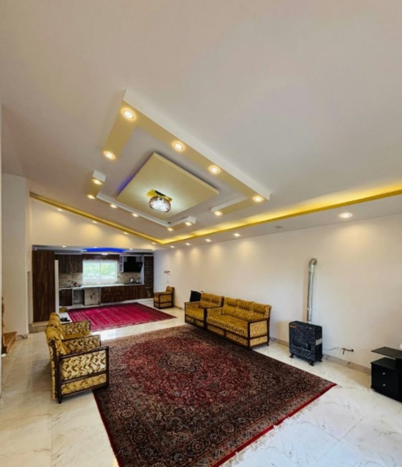 ویلا 400 متری سه خوابه در چمستان15706550511