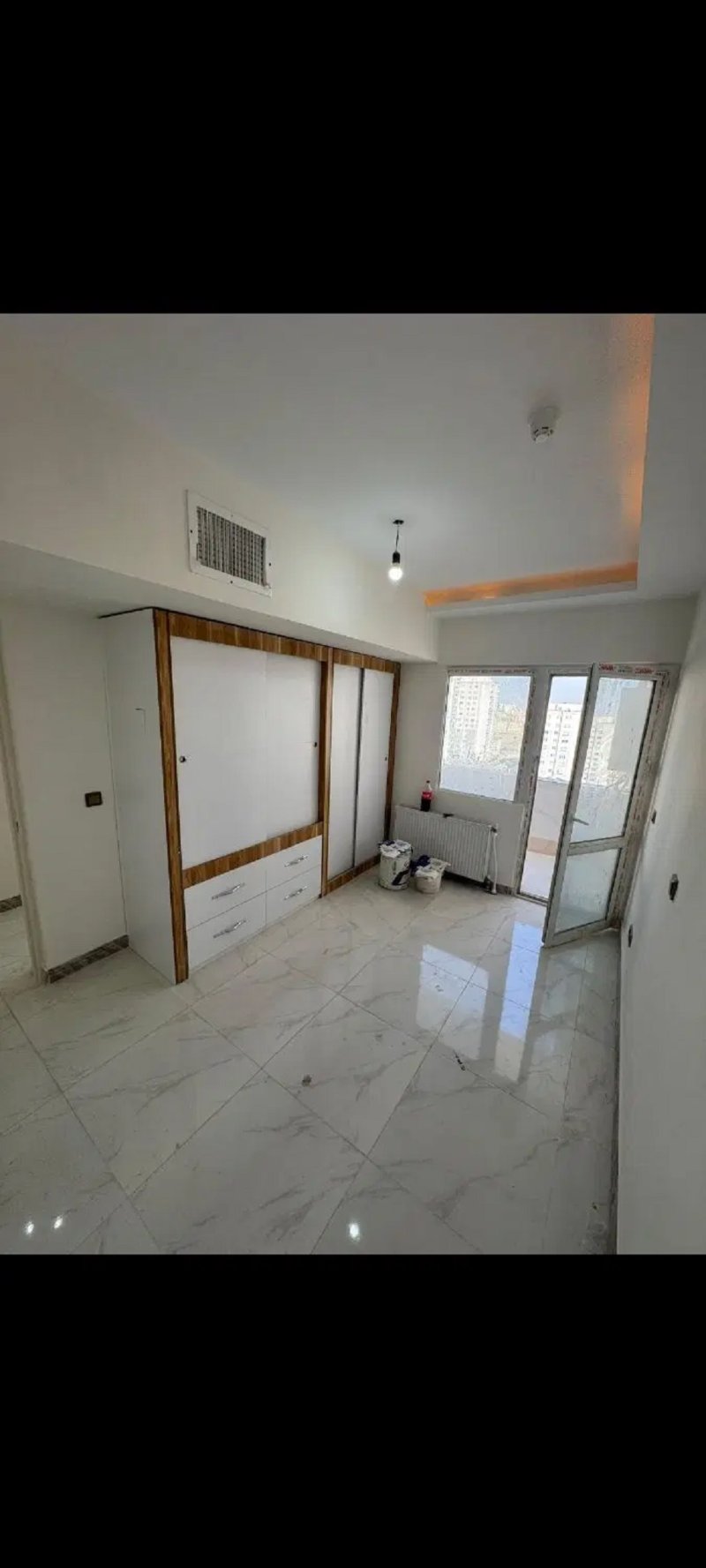 آپارتمان 85 متری دو خوابه در فاز 9 پردیس15710650559