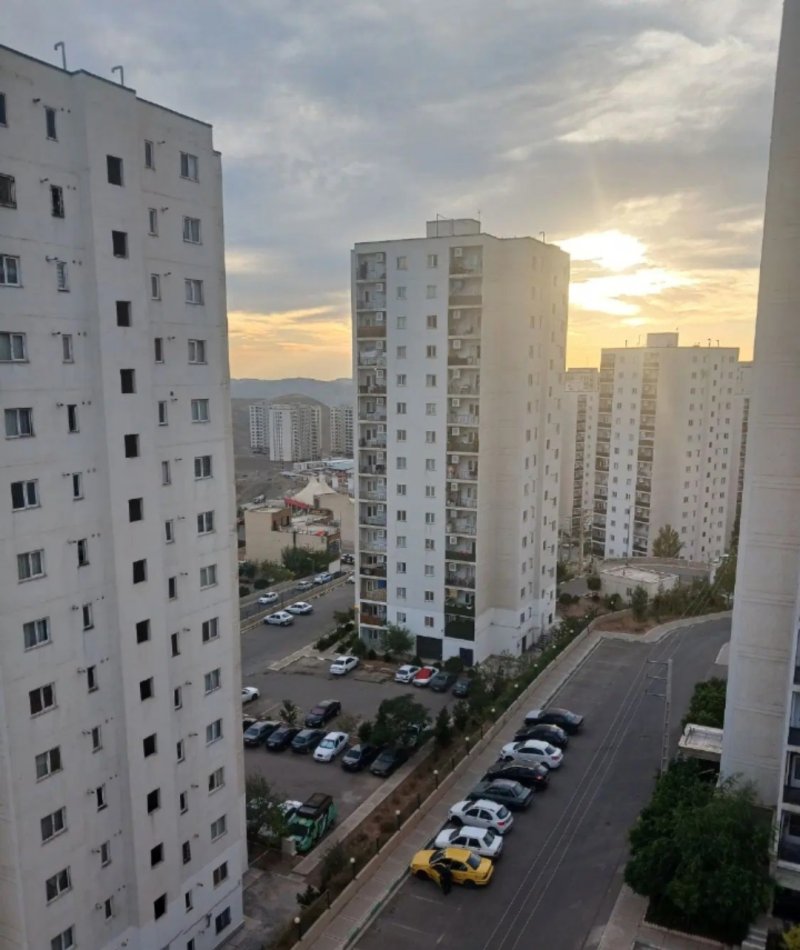 آپارتمان 87 متری دو خوابه در فاز 11 پردیس15716150632