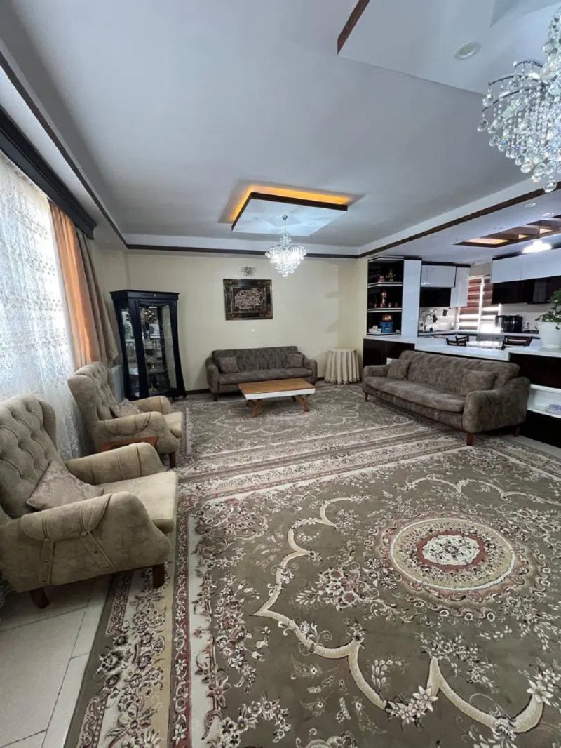 آپارتمان 97 متری دو خوابه در فاز ۸ پردیس15717950656