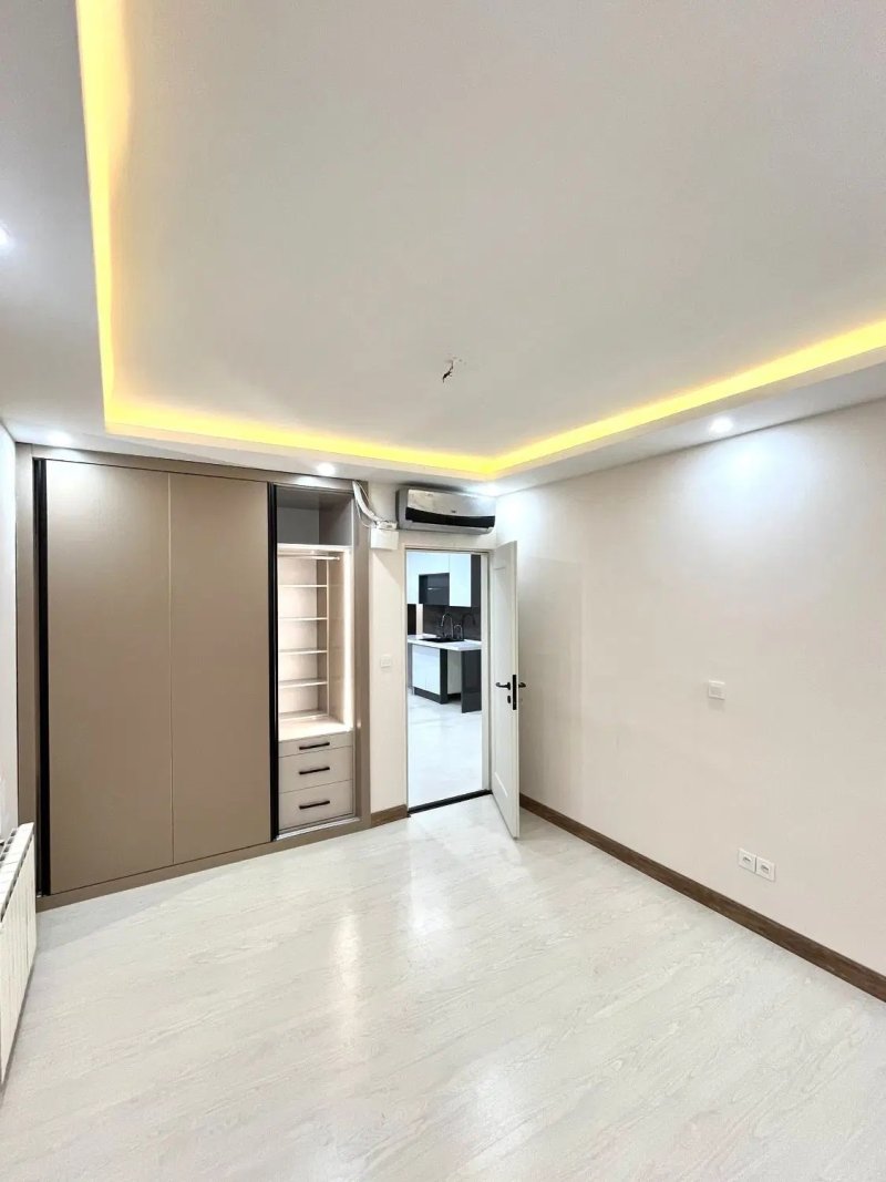 آپارتمان 120 متری دو خوابه در فاز 2 پردیس15724250716